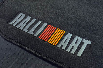 Коврики на Mitsubishi Montero Sport I 1996 - 2008 в Улан-Удэ Коврики на Mitsubishi Montero Sport I 1996 - 2008 в Улан-Удэ