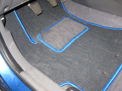 Коврики на KIA Rio II 2005 - 2011 в Улан-Удэ Коврики на KIA Rio II 2005 - 2011 в Улан-Удэ