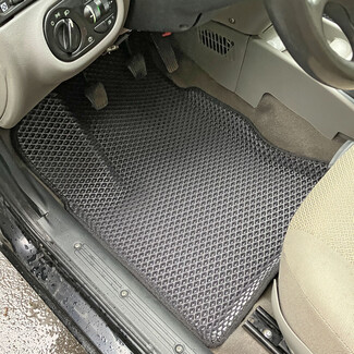 Коврики на Lada (ВАЗ) Kalina 2004 - 2018 в Улан-Удэ Коврики на Lada (ВАЗ) Kalina 2004 - 2018 в Улан-Удэ