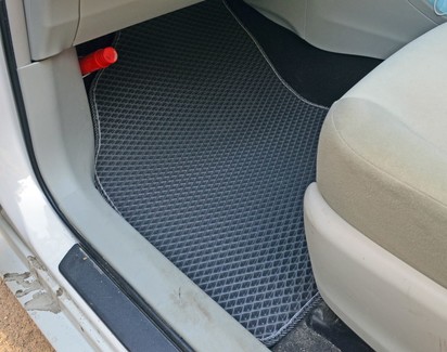Коврики на Toyota Prius Alpha 2011&nbsp;-&nbsp;2021 в Улан-Удэ