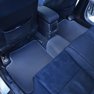 Ворсовые коврики на Toyota Caldina (T24) 2002 - 2007 в Улан-Удэ Ворсовые коврики на Toyota Caldina (T24) 2002 - 2007 в Улан-Удэ