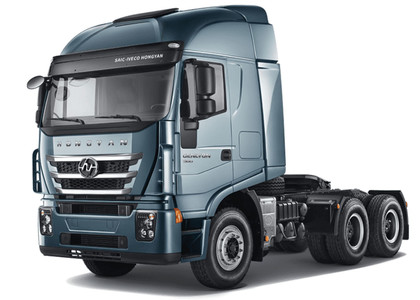 Ворсовые коврики на Hongyan SAIC-IVECO Genlyon кабина C500 2023 - 2026 в Улан-Удэ Ворсовые коврики на Hongyan SAIC-IVECO Genlyon кабина C500 2023 - 2026 в Улан-Удэ