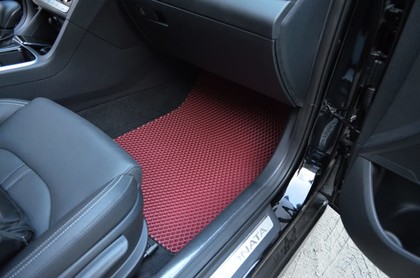 Коврики на Hyundai Sonata 7 (LF) 2014 - 2019 в Улан-Удэ Коврики на Hyundai Sonata 7 (LF) 2014 - 2019 в Улан-Удэ