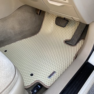 Коврики на Toyota Mark II Wagon Blit 2002&nbsp;-&nbsp;2007 в Улан-Удэ