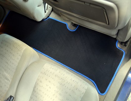 Коврики на Renault Scenic II 2003 - 2010 в Улан-Удэ Коврики на Renault Scenic II 2003 - 2010 в Улан-Удэ