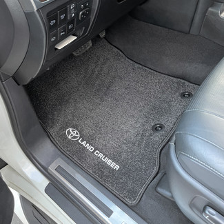 Ворсовые коврики на Toyota Land Cruiser 200 2007 - 2021 в Улан-Удэ Ворсовые коврики на Toyota Land Cruiser 200 2007 - 2021 в Улан-Удэ