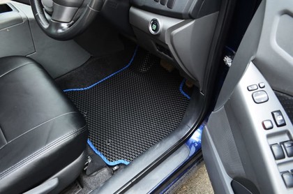 Ворсовые коврики на Toyota Isis 2004&nbsp;-&nbsp;2017 в Улан-Удэ