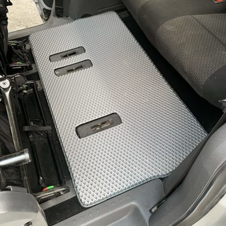 Коврики на Volkswagen Caddy (2K) 2003 - 2020 в Улан-Удэ Коврики на Volkswagen Caddy (2K) 2003 - 2020 в Улан-Удэ