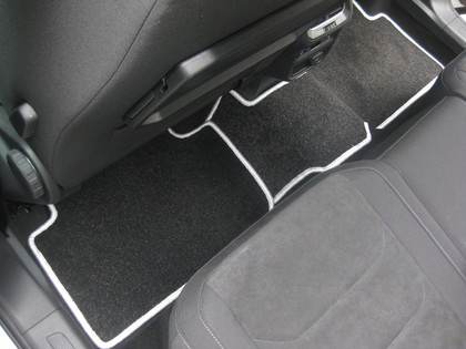 Ворсовые коврики на Volkswagen Tiguan II 2016 - 2026 в Улан-Удэ Ворсовые коврики на Volkswagen Tiguan II 2016 - 2026 в Улан-Удэ