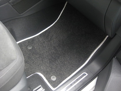 Ворсовые коврики на Volkswagen Tiguan II 2016 - 2026 в Улан-Удэ Ворсовые коврики на Volkswagen Tiguan II 2016 - 2026 в Улан-Удэ