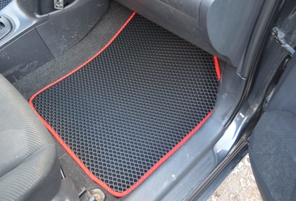 EVA коврики на Toyota Yaris II 2005 - 2011 в Улан-Удэ EVA коврики на Toyota Yaris II 2005 - 2011 в Улан-Удэ