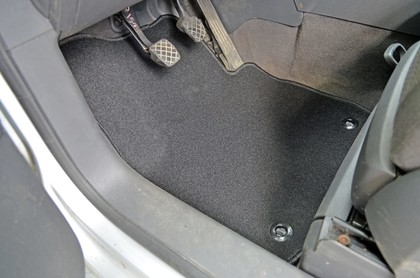 Ворсовые коврики на Volkswagen Touran 1 2003 - 2016 в Улан-Удэ Ворсовые коврики на Volkswagen Touran 1 2003 - 2016 в Улан-Удэ