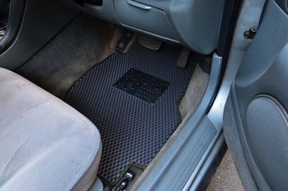 Коврики на Mitsubishi Diamante II 1995 - 2005 в Улан-Удэ Коврики на Mitsubishi Diamante II 1995 - 2005 в Улан-Удэ