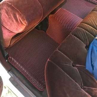 Коврики на Toyota Cresta (X70) 1984 - 1988 в Улан-Удэ Коврики на Toyota Cresta (X70) 1984 - 1988 в Улан-Удэ