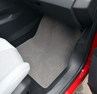 Ворсовые коврики на Peugeot 3008 II 2016&nbsp;-&nbsp;2026 в Улан-Удэ