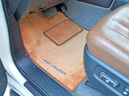 Ворсовые коврики на Toyota Land Cruiser 200 2007 - 2021 в Улан-Удэ Ворсовые коврики на Toyota Land Cruiser 200 2007 - 2021 в Улан-Удэ
