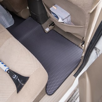 Коврики на Toyota Fortuner I 2004 - 2015 в Улан-Удэ Коврики на Toyota Fortuner I 2004 - 2015 в Улан-Удэ