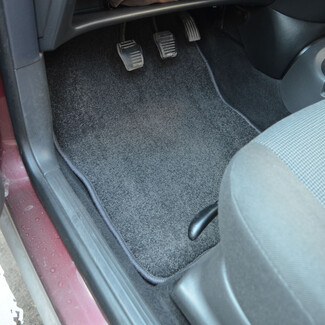 Ворсовые коврики на Ford Focus I 1998&nbsp;-&nbsp;2005 в Улан-Удэ