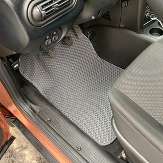 Ворсовые коврики на Chevrolet Niva 1998&nbsp;-&nbsp;2020 в Улан-Удэ