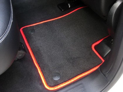 Коврики на Mercedes ML (W166) 2011 - 2015 в Улан-Удэ Коврики на Mercedes ML (W166) 2011 - 2015 в Улан-Удэ