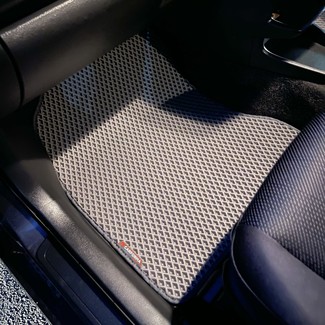 Коврики на Toyota Wish II 2009&nbsp;-&nbsp;2017 в Улан-Удэ