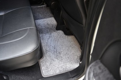 Ворсовые коврики на Suzuki Grand Vitara III 2005 - 2016 в Улан-Удэ Ворсовые коврики на Suzuki Grand Vitara III 2005 - 2016 в Улан-Удэ