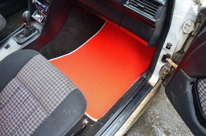 Коврики на Mercedes E (W124) 1986 - 1996 в Улан-Удэ Коврики на Mercedes E (W124) 1986 - 1996 в Улан-Удэ