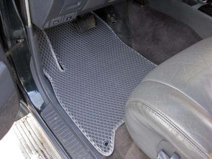 Ворсовые коврики на Toyota Land Cruiser 80 1990 - 1997 в Улан-Удэ Ворсовые коврики на Toyota Land Cruiser 80 1990 - 1997 в Улан-Удэ