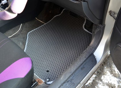 Ворсовые коврики на Toyota Sprinter Carib (E11) 1995&nbsp;-&nbsp;2002 в Улан-Удэ