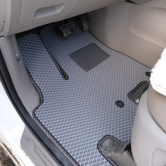 Коврики на KIA Carnival III 7 мест 2014 - 2021 в Улан-Удэ Коврики на KIA Carnival III 7 мест 2014 - 2021 в Улан-Удэ