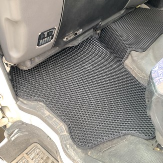 Ворсовые коврики на Isuzu Forward IV узкая кабина 1994 - 2009 в Улан-Удэ Ворсовые коврики на Isuzu Forward IV узкая кабина 1994 - 2009 в Улан-Удэ